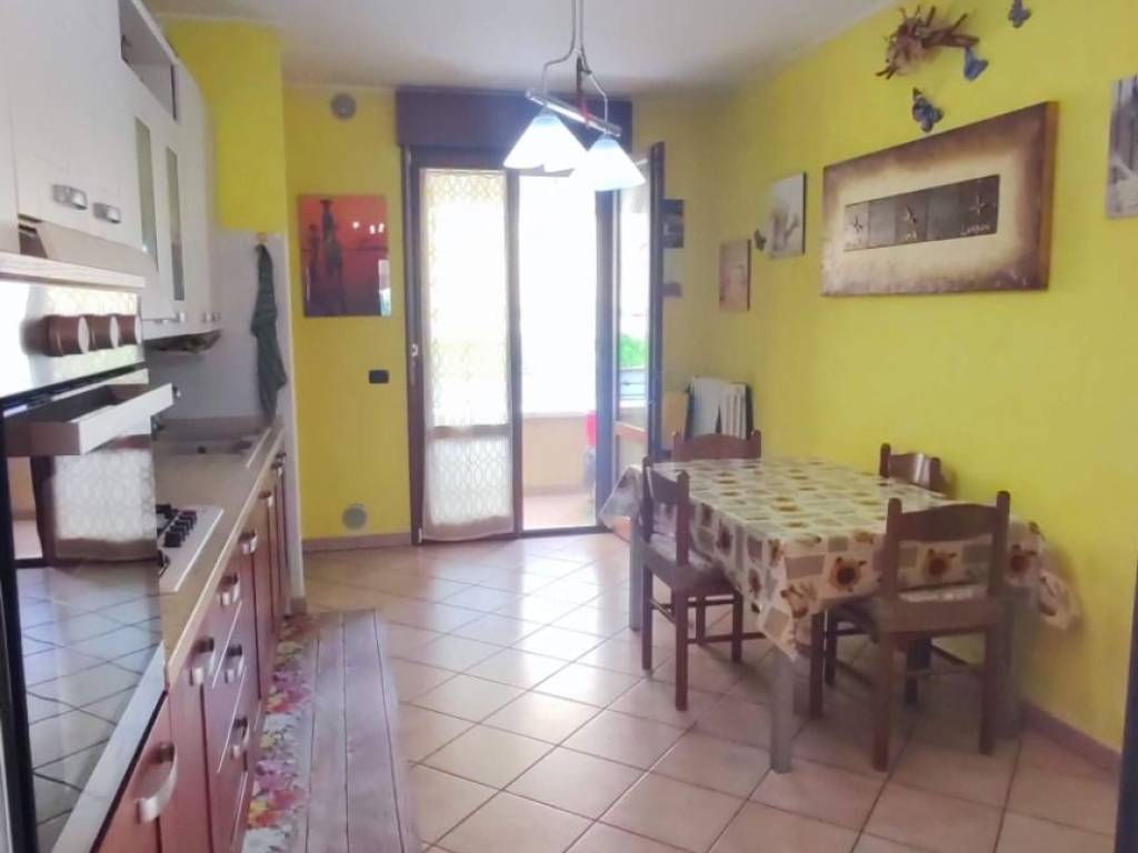 appartamento in vendita a Mombaroccio