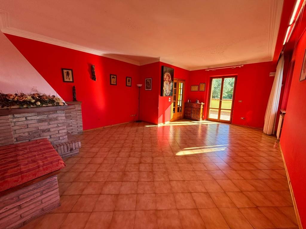 casa indipendente in vendita a Mombaroccio