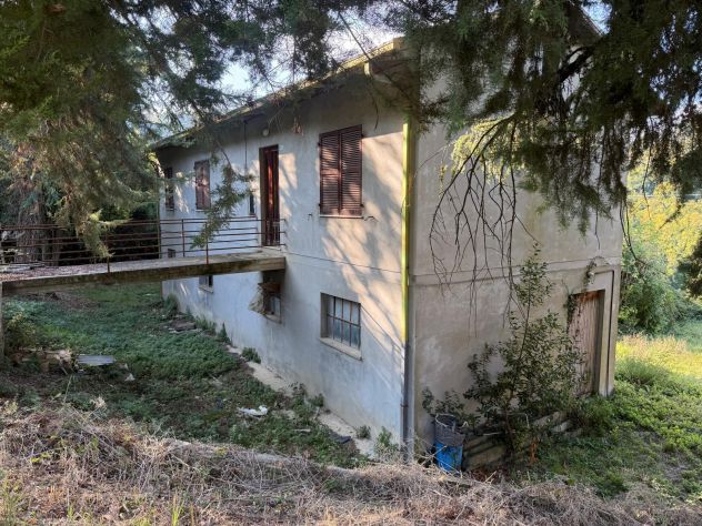 casa indipendente in vendita a Mombaroccio