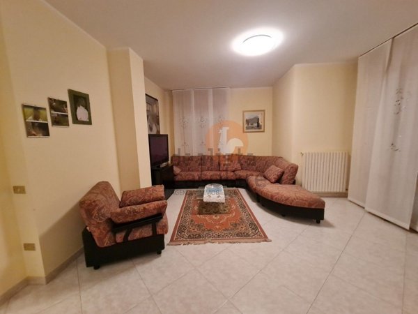 casa indipendente in vendita a Mombaroccio