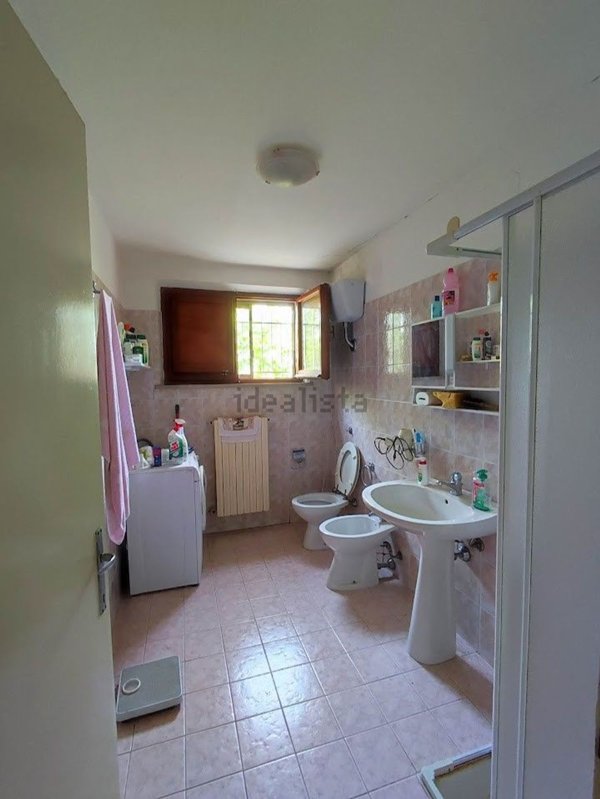 casa indipendente in vendita a Mombaroccio