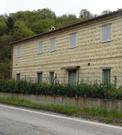 ufficio in vendita a Mombaroccio