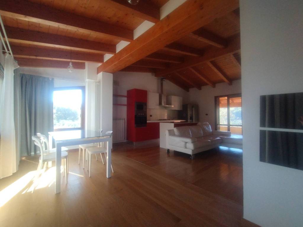 appartamento in vendita a Mombaroccio in zona Villagrande