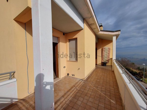 appartamento in vendita a Mombaroccio in zona Villagrande