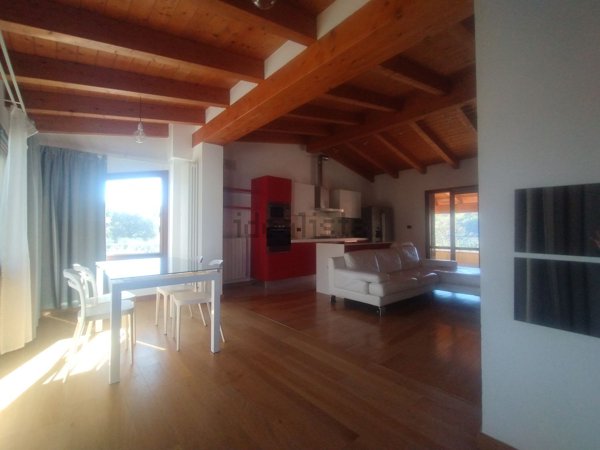 appartamento in vendita a Mombaroccio