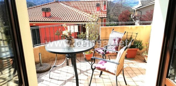 appartamento in vendita a Mombaroccio