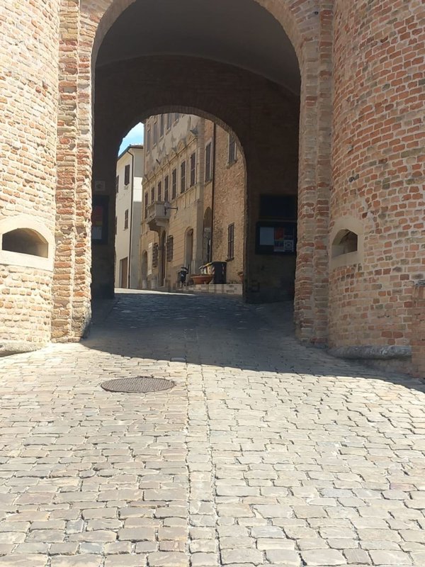 appartamento in vendita a Mombaroccio