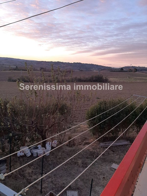 appartamento in vendita a Mombaroccio