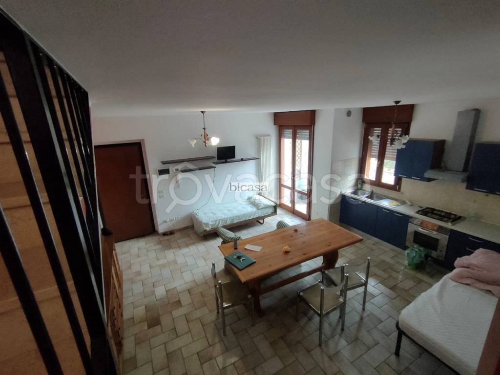 appartamento in vendita a Mombaroccio