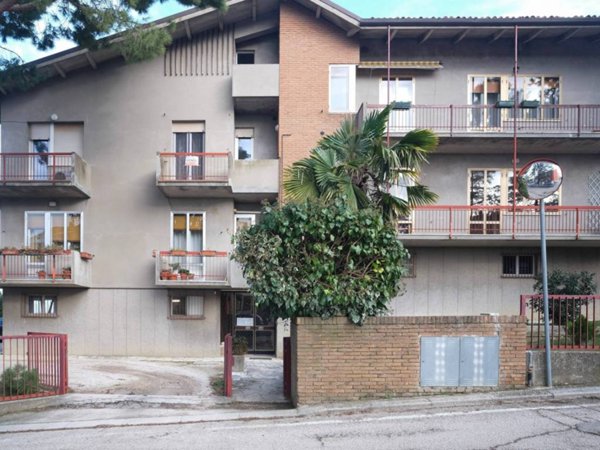 appartamento in vendita a Mombaroccio