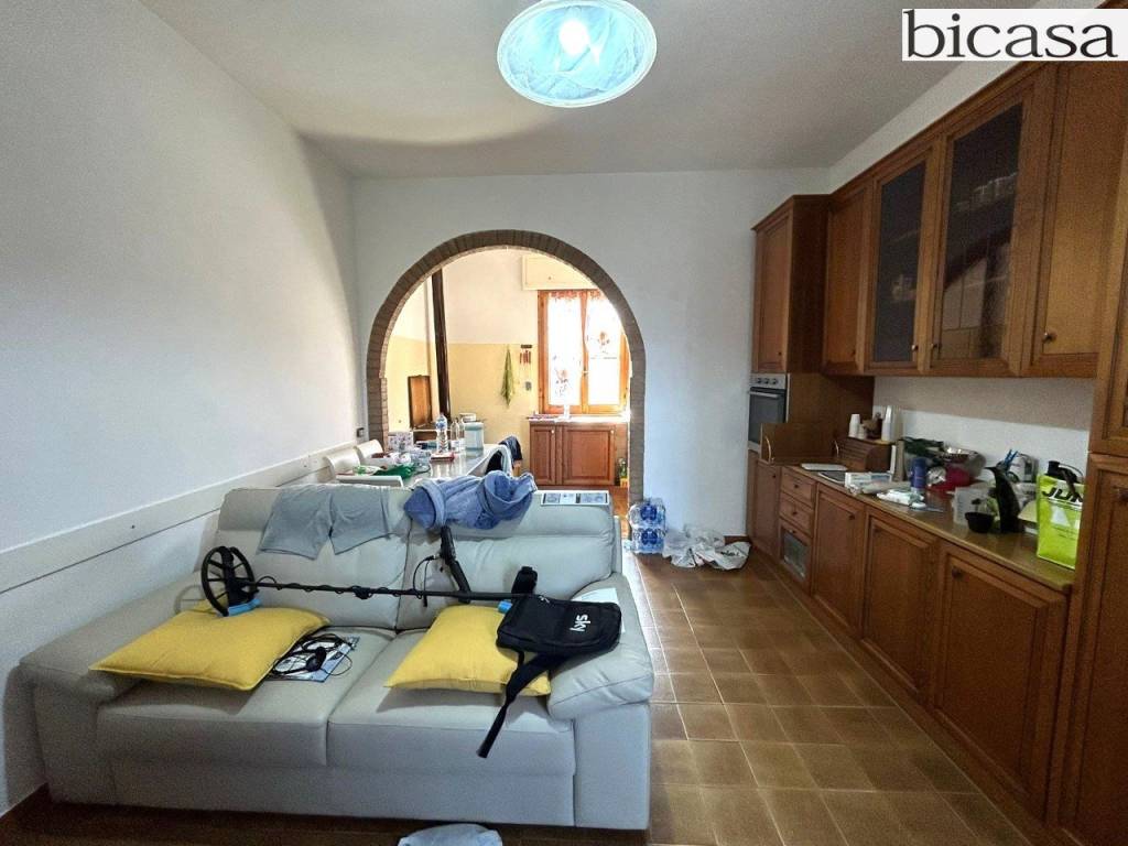 casa indipendente in vendita a Mombaroccio in zona Montegiano