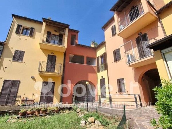 appartamento in vendita a Mombaroccio
