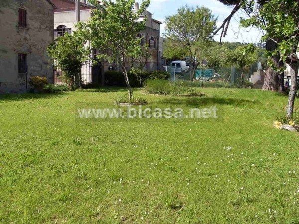 appartamento in vendita a Mombaroccio in zona Villagrande