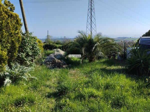 terreno agricolo in vendita a Mombaroccio in zona Montegiano