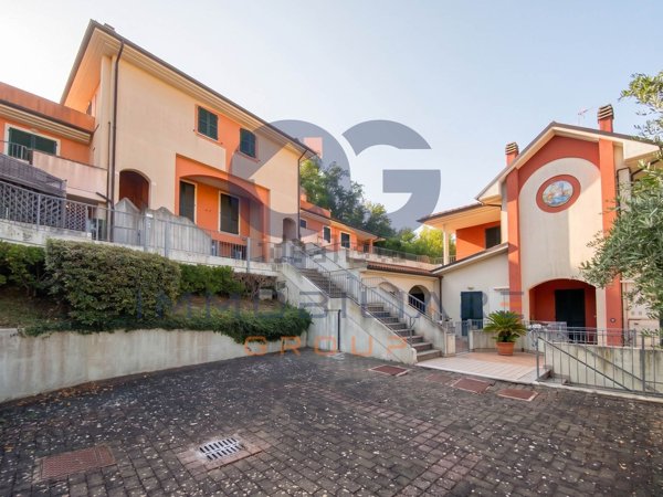 appartamento in vendita a Mombaroccio