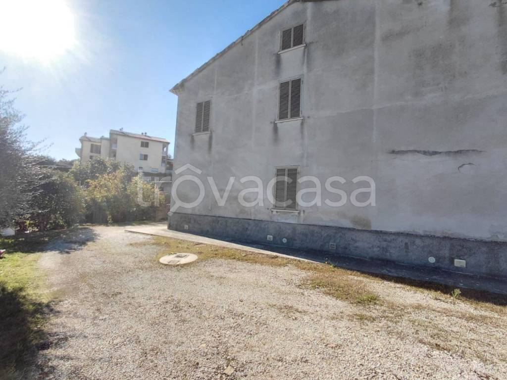 casa indipendente in vendita a Mombaroccio in zona Villagrande