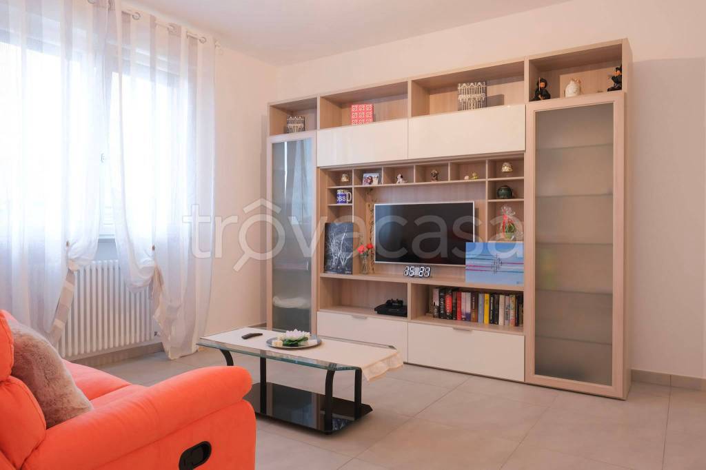 appartamento in vendita a Mombaroccio in zona Villagrande