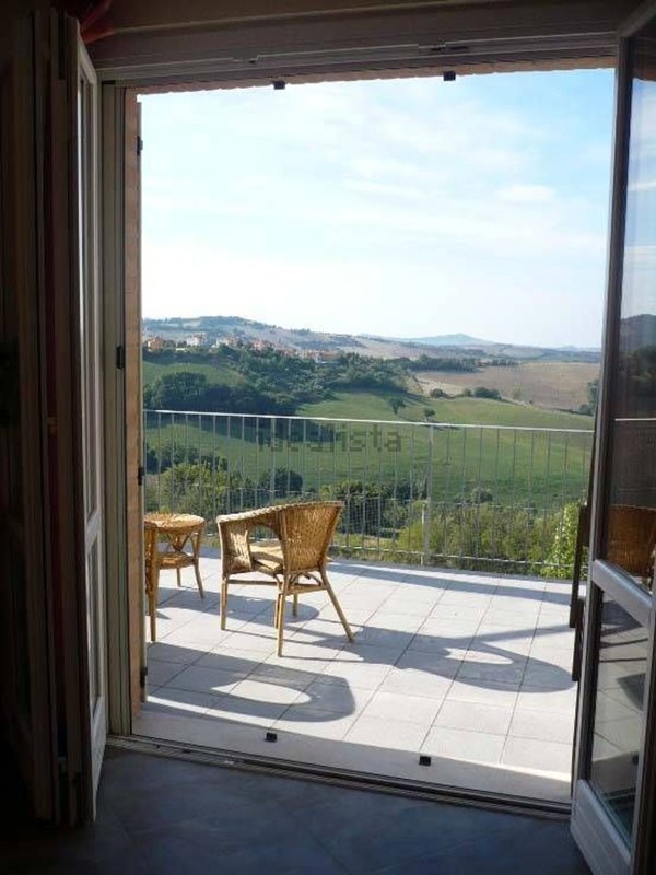 appartamento in vendita a Mombaroccio in zona Villagrande