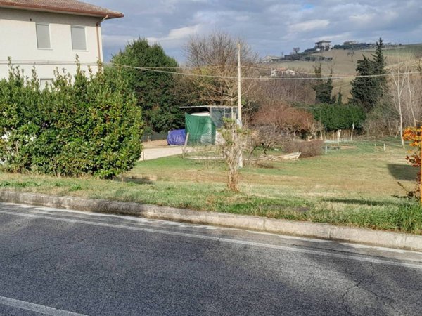 casa indipendente in vendita a Mondavio in zona San Filippo sul Cesano
