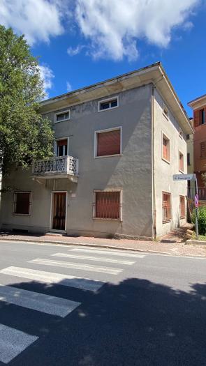 casa indipendente in vendita a Mondavio