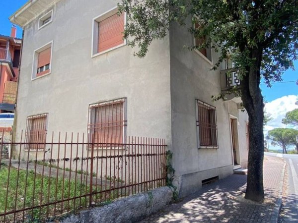 casa indipendente in vendita a Mondavio
