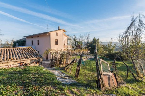 appartamento in vendita a Mondavio
