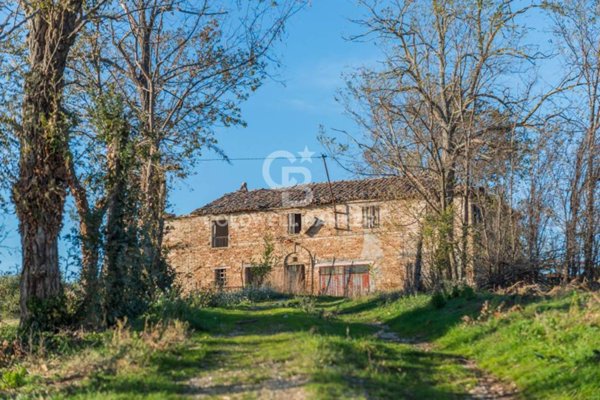 casa indipendente in vendita a Mondavio