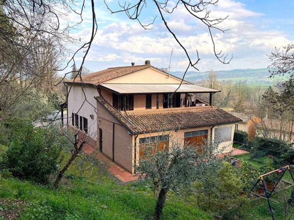 casa indipendente in vendita a Mondavio in zona San Michele al Fiume