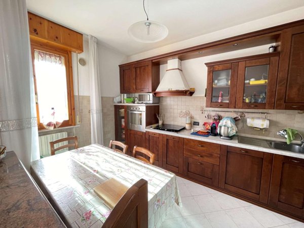 appartamento in vendita a Mondavio in zona San Michele al Fiume