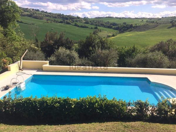 casa indipendente in vendita a Mondavio