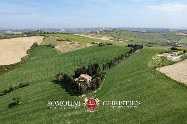 casa indipendente in vendita a Mondavio