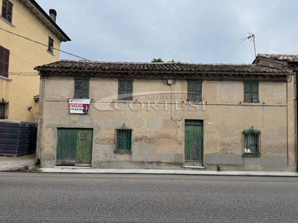 casa indipendente in vendita a Mondavio