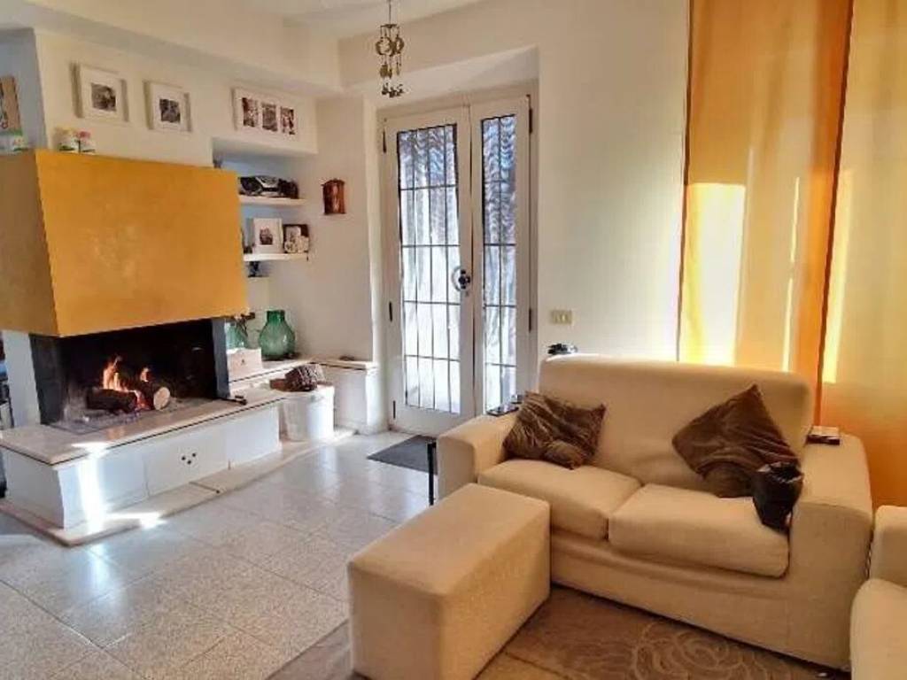 appartamento in vendita a Mondavio in zona San Filippo sul Cesano