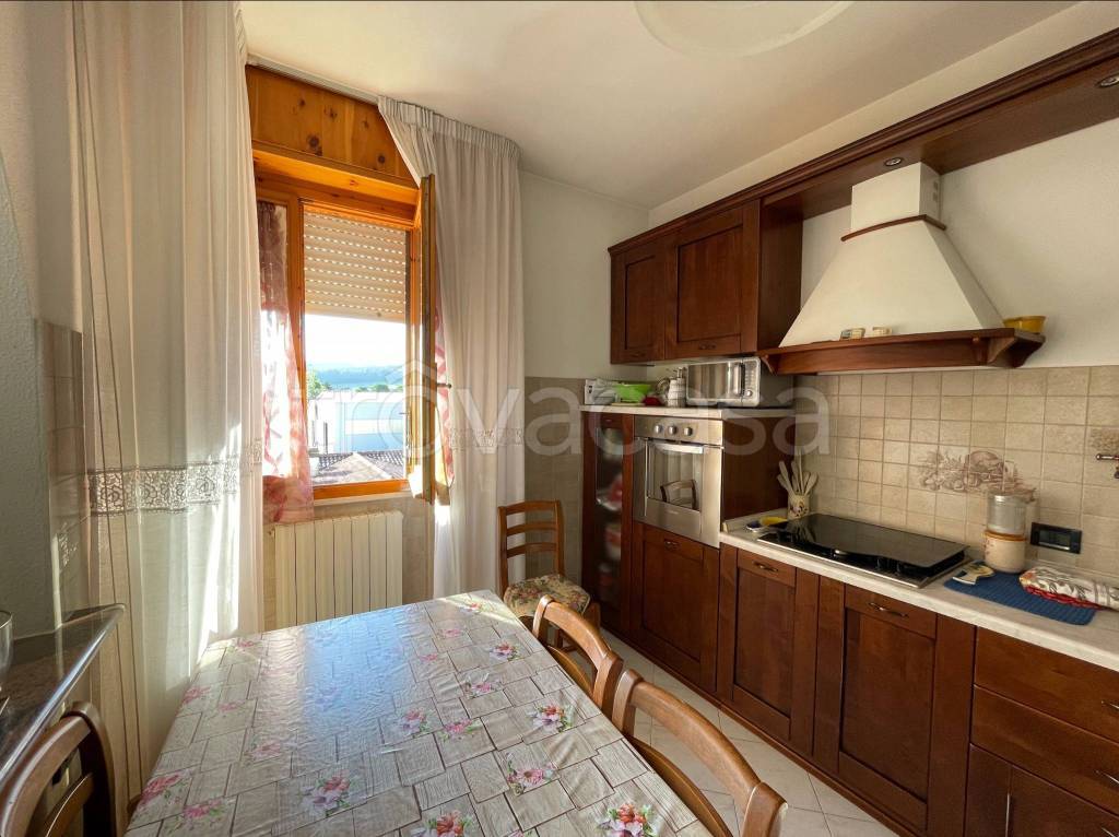 appartamento in vendita a Mondavio in zona San Michele al Fiume