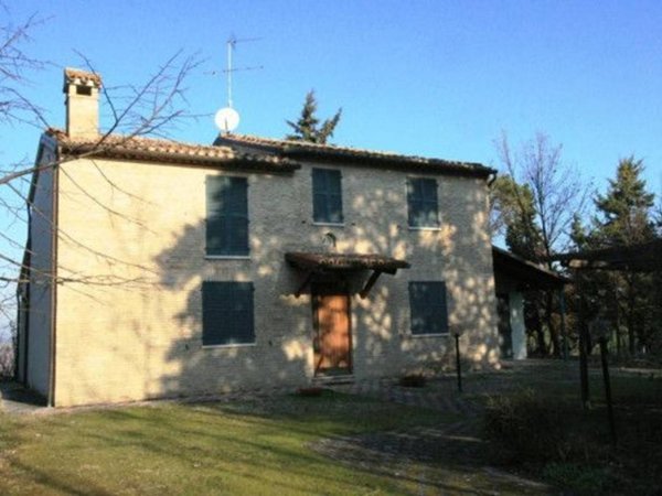 casa indipendente in vendita a Mondavio