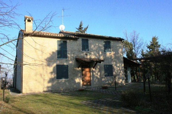 casa indipendente in vendita a Mondavio
