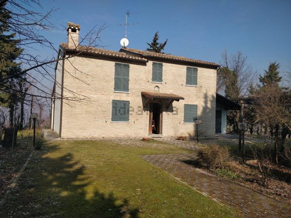 casa indipendente in vendita a Mondavio in zona Sant'Andrea di Suasa