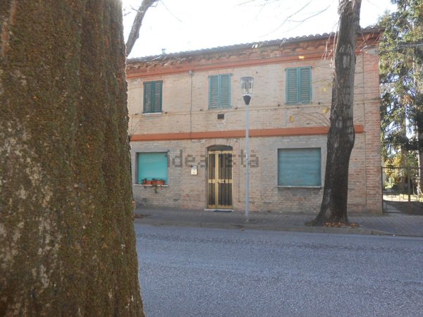 casa indipendente in vendita a Mondavio in zona San Michele al Fiume
