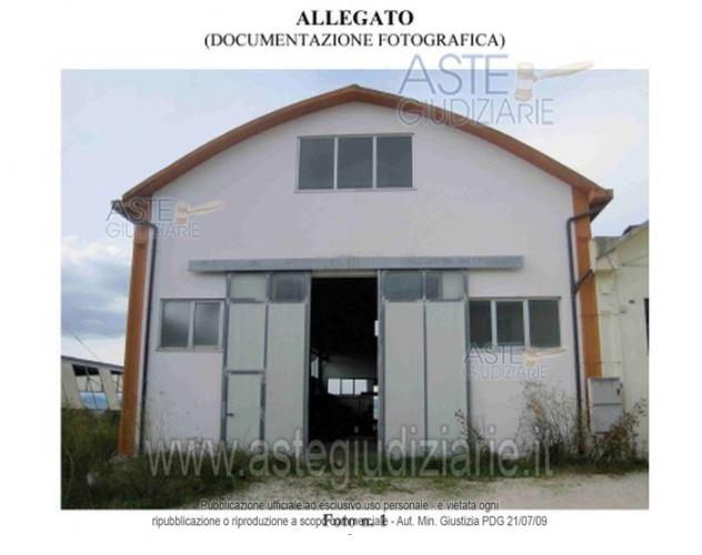 negozio in vendita a Mondavio