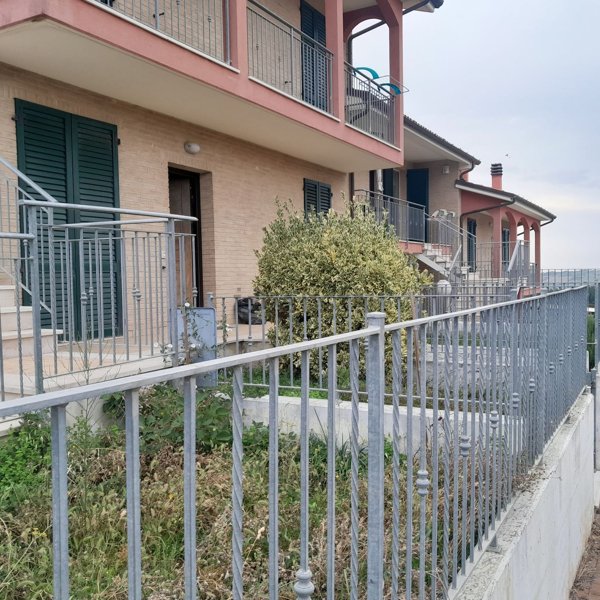 appartamento in vendita a Mondavio in zona Sant'Andrea di Suasa