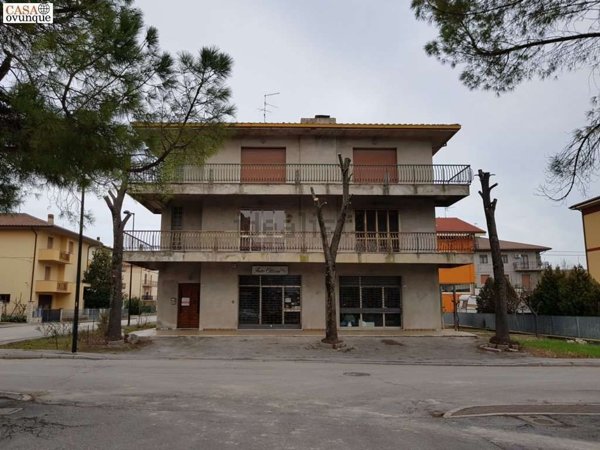 casa indipendente in vendita a Mondavio in zona San Michele al Fiume