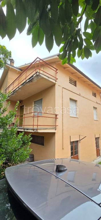casa indipendente in vendita a Mondavio in zona San Michele al Fiume