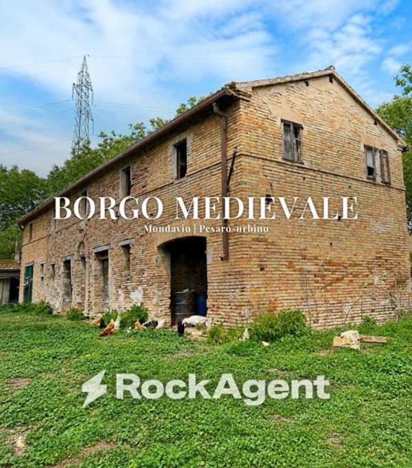 casa indipendente in vendita a Mondavio in zona Sant'Andrea di Suasa
