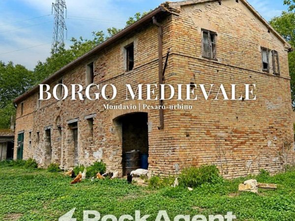 casa indipendente in vendita a Mondavio in zona Sant'Andrea di Suasa