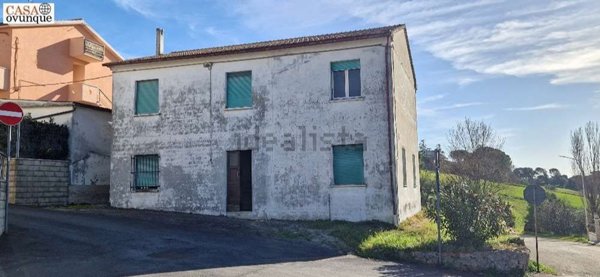 casa indipendente in vendita a Mondavio