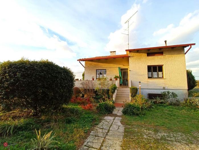 casa indipendente in vendita a Mondolfo