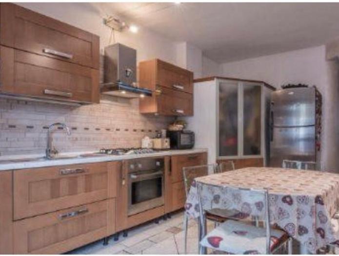 casa indipendente in vendita a Mondolfo