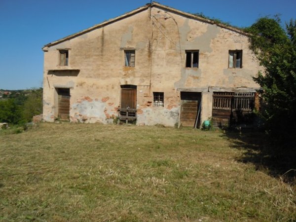 casa indipendente in vendita a Mondolfo in zona Marotta