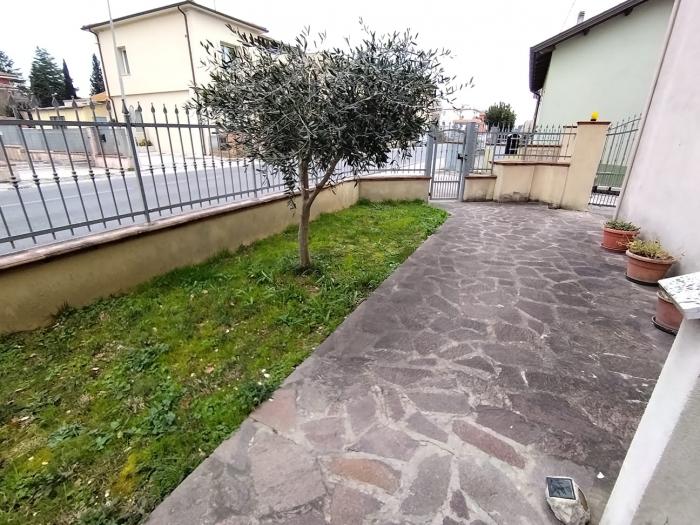 casa indipendente in vendita a Mondolfo