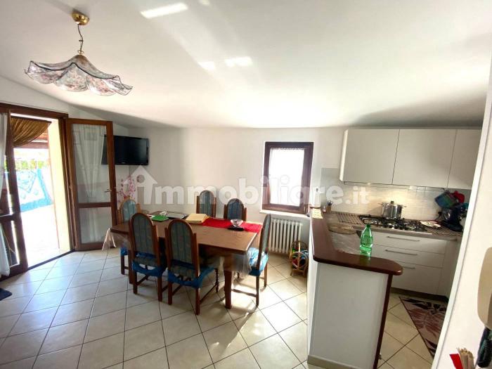 casa indipendente in vendita a Mondolfo in zona Marotta